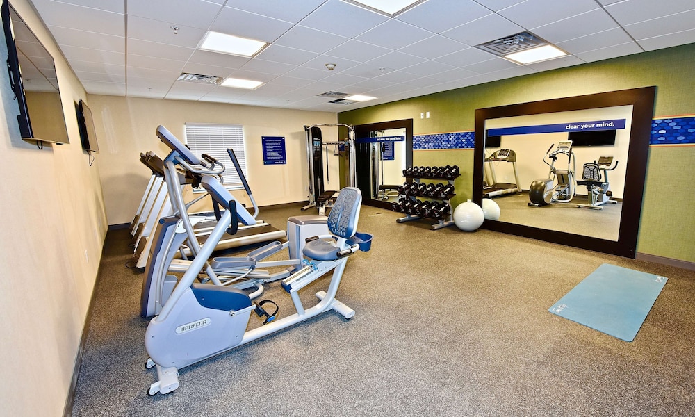 Hampton Inn Kirksville - photo 31
