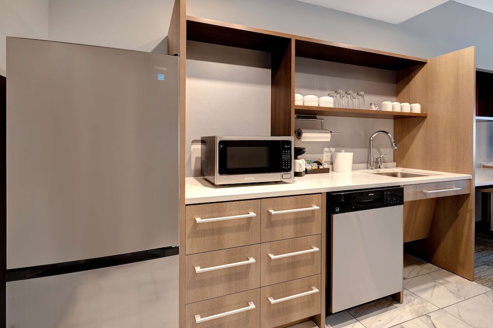 Home2 Suites Downtown Nashville Metrocenter - photo 23