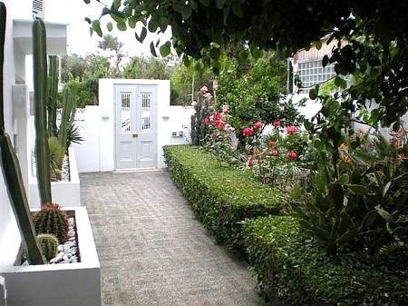 Manolis' House — 4-Star Luxury Hotel in Skiathos, Greece