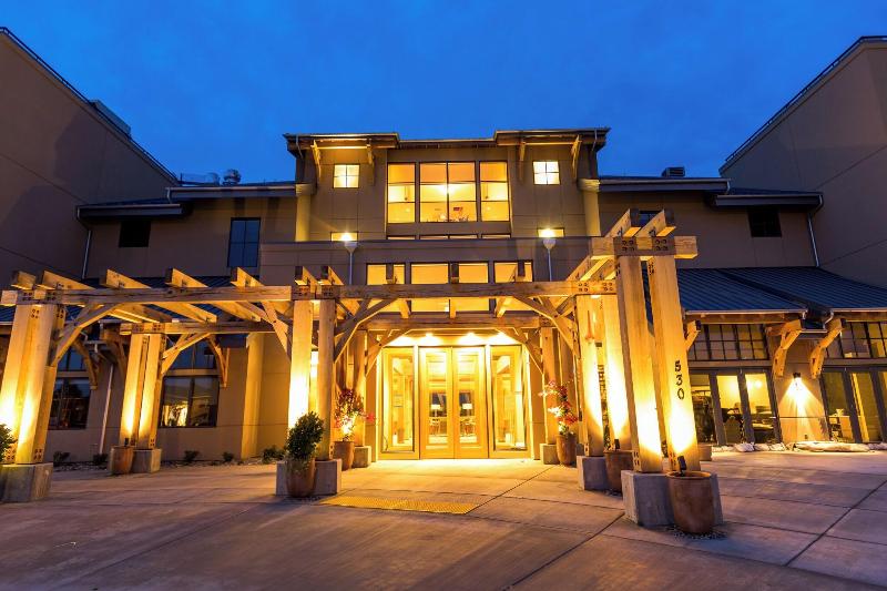 The Lodge at Columbia Point - photo 9