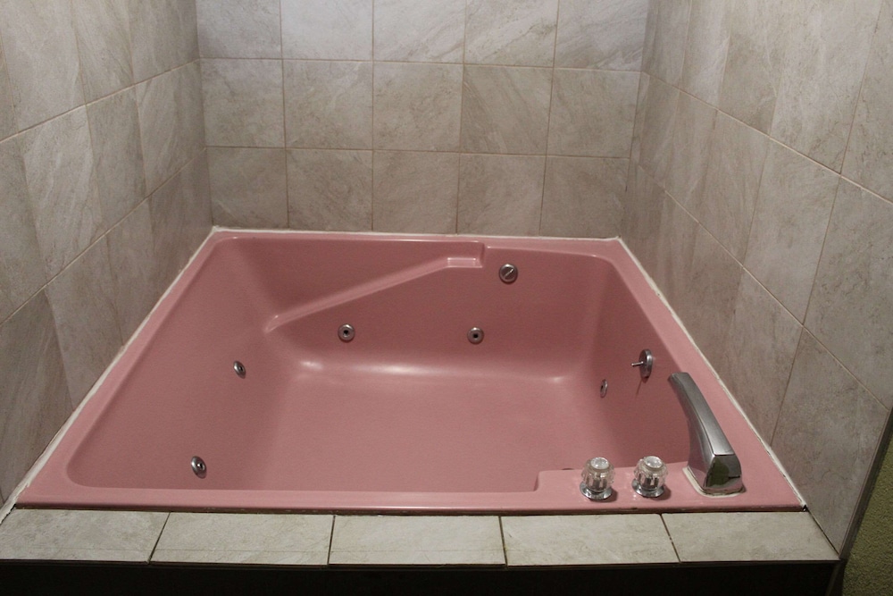 Quality Inn Conway Greenbrier - photo 61