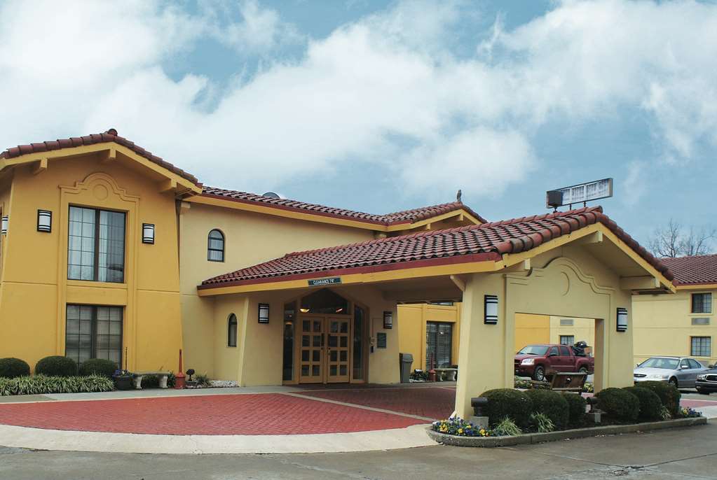 La Quinta Inn Lexington Horse Park - photo 2