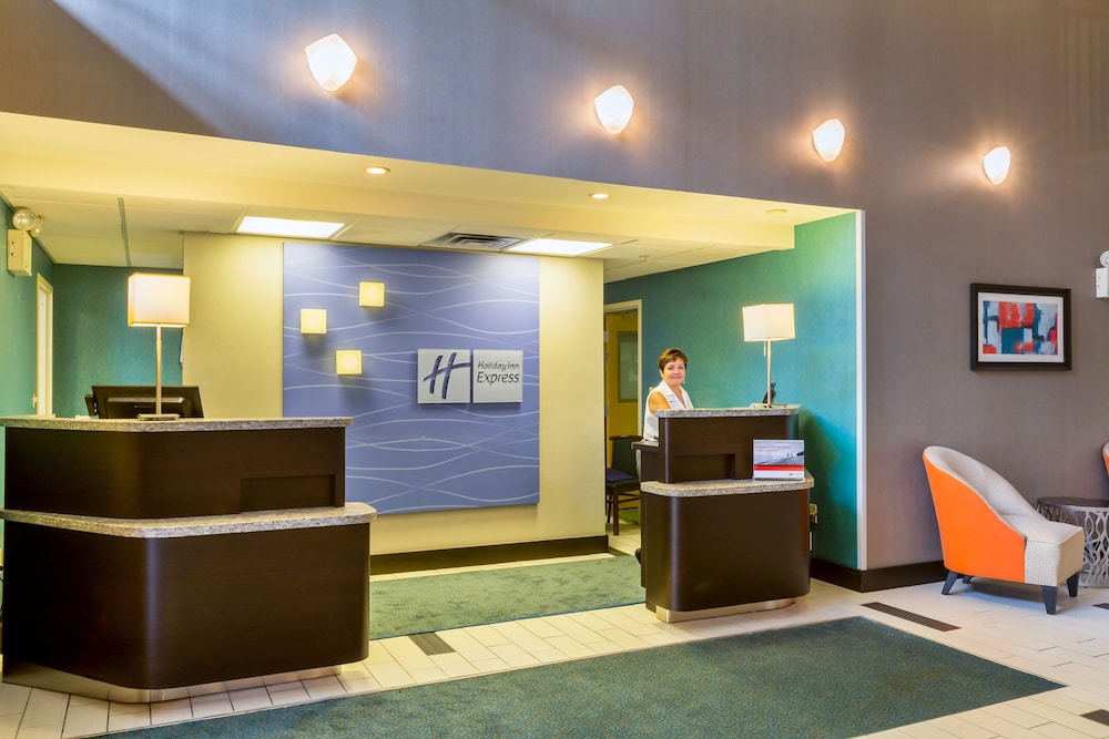 Holiday Inn Express Hotel & Suites Mt. Holly by IHG - photo 43
