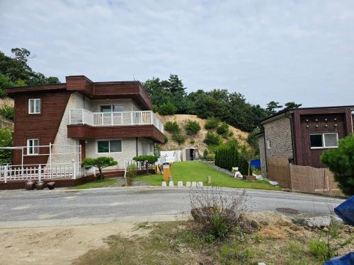 Hyojae’s Minmak in Waegwan, South Korea