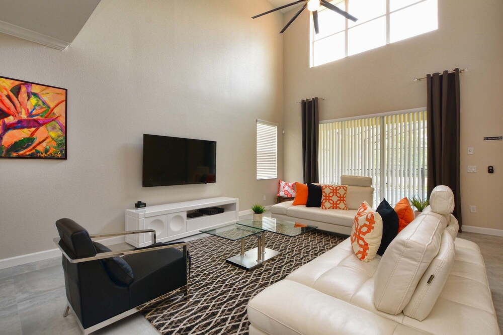 Ohana at Paradise Palms: Resort Townhome W Pool 5 Bedroom Townhouse - photo 47