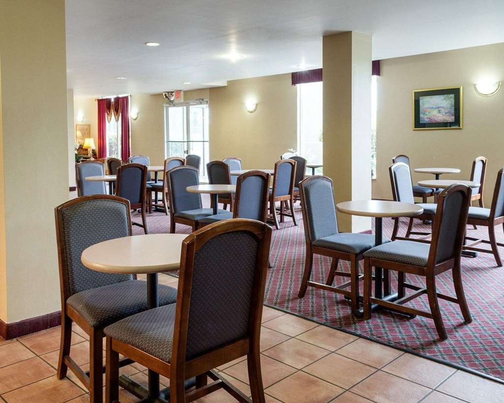 Rodeway Inn Greenville - photo 13
