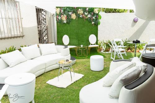 Zoe Bnb — 4-Star Luxury Hotel in Midrand, South Africa