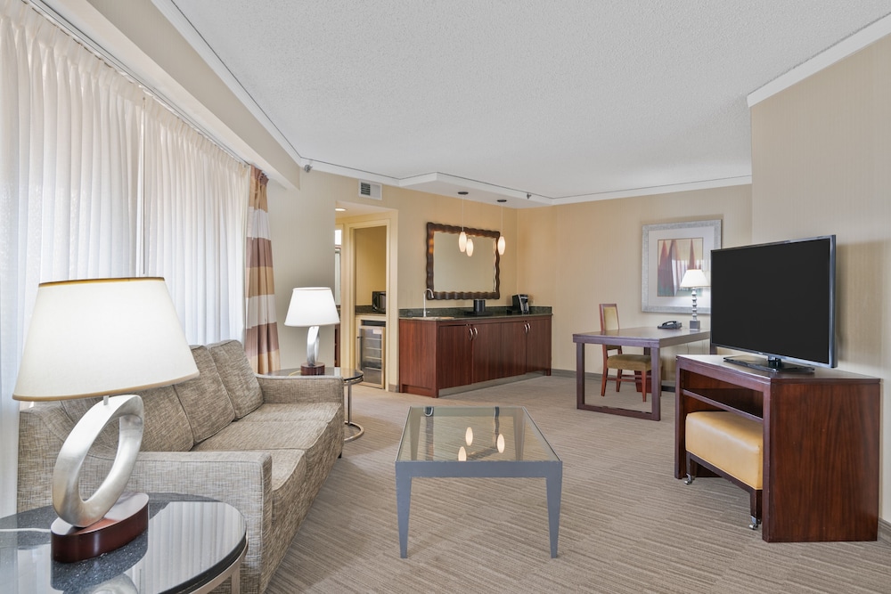 Harmony Suites Secaucus Meadowlands - photo 32