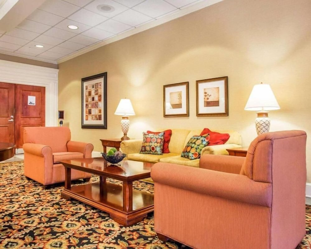 Budgetel Inn & Suites Atlanta - photo 4