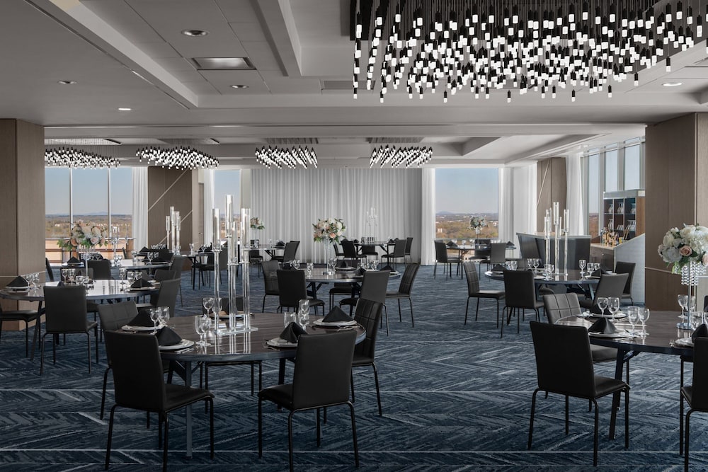 AC Hotel Charlotte Ballantyne - photo 40