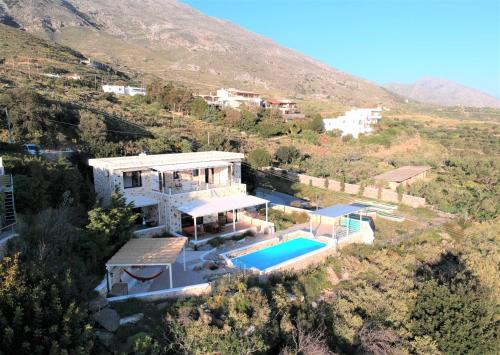 Villa Anasa Sea view & Private pool — 4-Star Luxury Hotel in Agios Vasileios, Greece