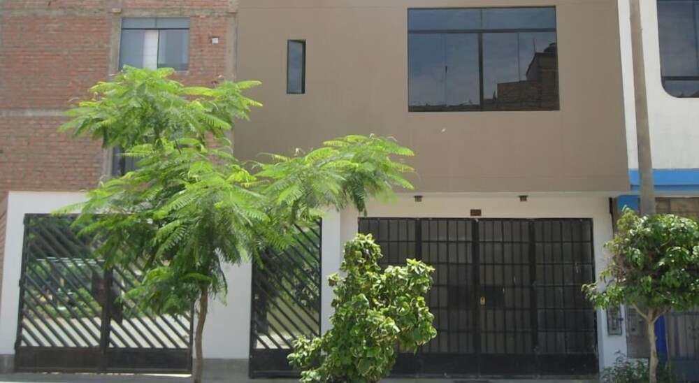 Javi's Rooms - carbon neutral hotel in Lima