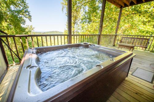 Mountain Getaway 2 By Avada Properties — 4-Star Luxury Hotel in Sevierville, United States