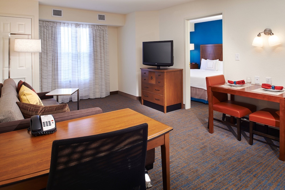 Residence Inn by Marriott Saginaw - photo 10