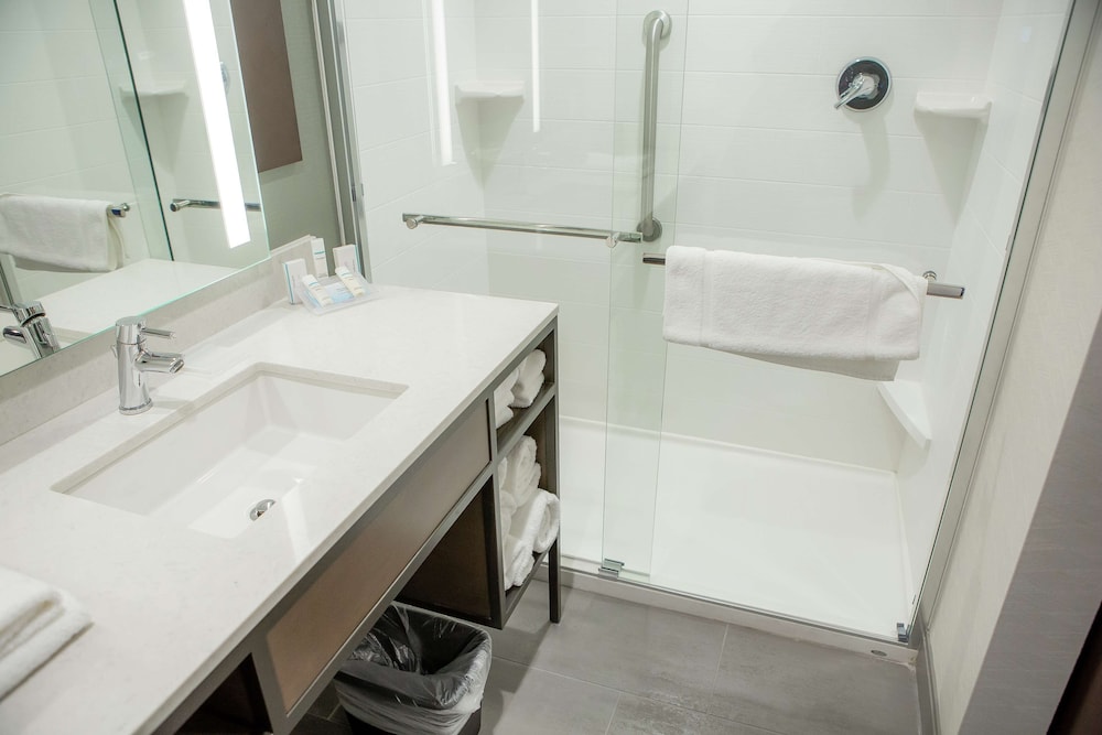 Hilton Garden Inn Corning Downtown - photo 17