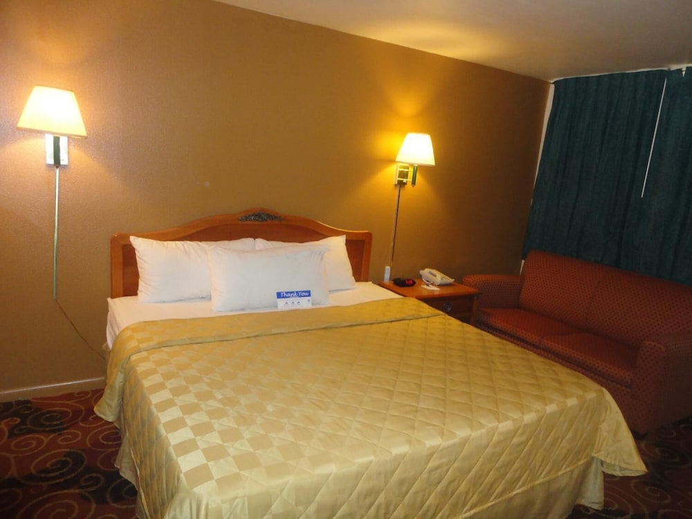 Americas Best Value Inn Santa Rosa NM - photo 10