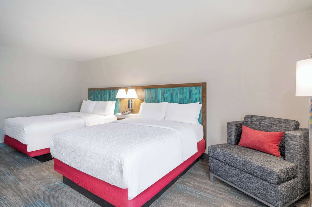 Hampton Inn New Philadelphia - photo 12