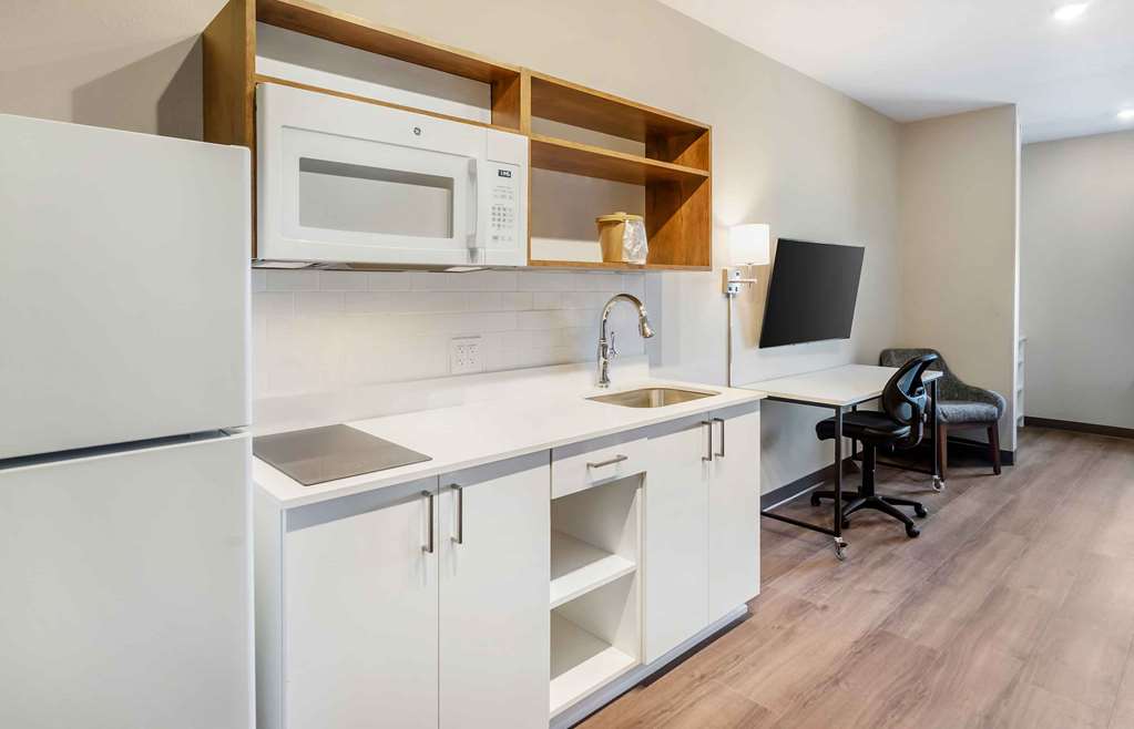 Extended Stay America Premier Suites Fort Myers Airport - photo 61