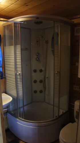 Usadba Uyutny bereg Artybash — hotel in Artybash