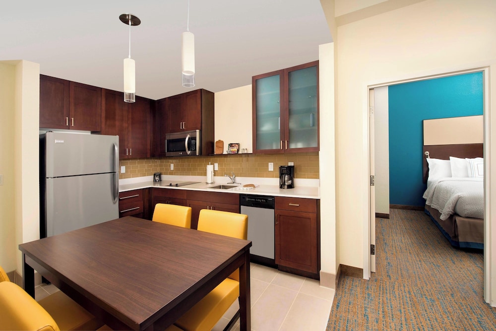 Residence Inn Miami Airport West Doral - photo 7