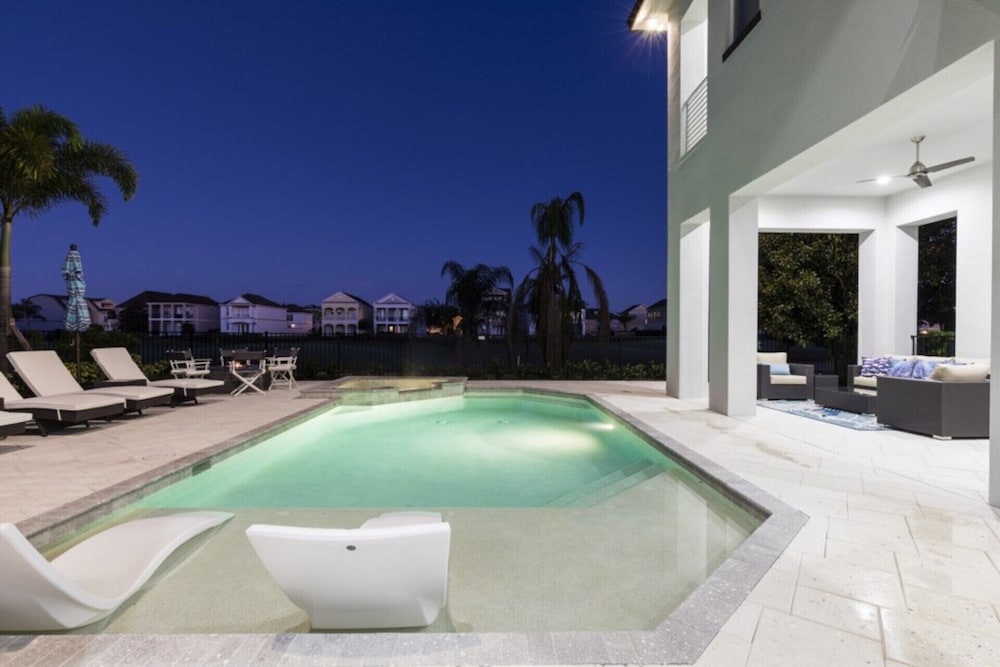 Luxury 6 Bedroom Villa on Reunion Resort and Spa Orlando Villa 3095 - photo 12