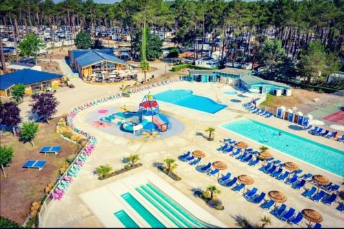 Contis Océan in Saint-Julien-En-Born, France