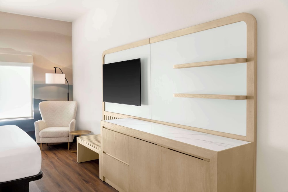 DoubleTree by Hilton Phoenix Gilbert - photo 7
