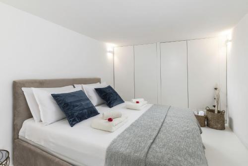 Casa Vacanze nel Cuore di Cagliari — 4-Star Luxury Hotel in Cagliari, Italy