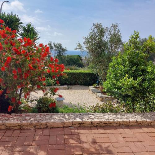 La Brezza Relax Nel Verde Con Vista Mare — Santa Cesarea Terme