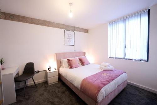 Warrington Retreat Pluxa Pink Pearl — 4-Star Luxury Hotel in Warrington, United Kingdom