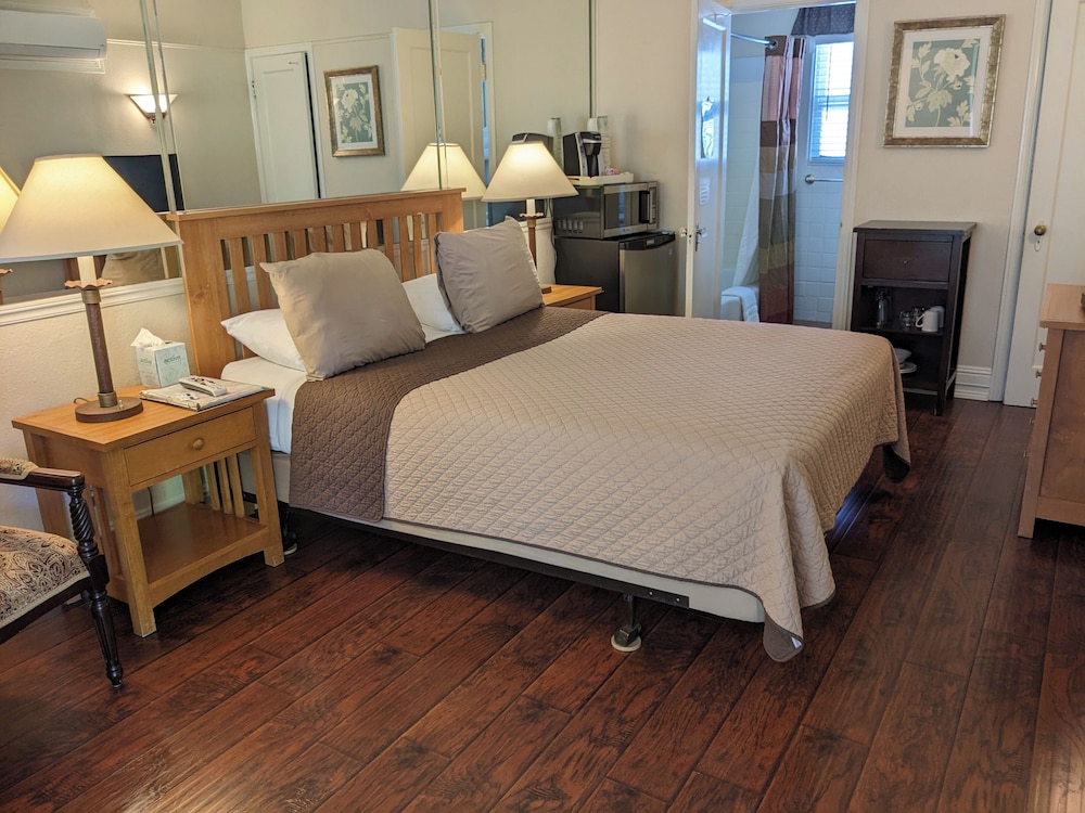 Los Gatos Garden Inn Hotel - photo 27