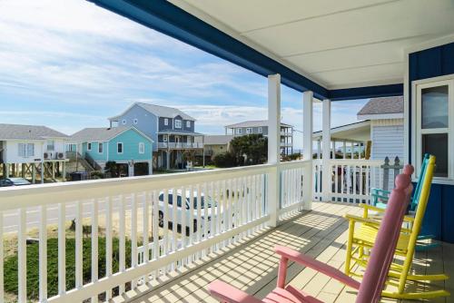 Out of the Blue by Oak Island Accommodations - photo 43