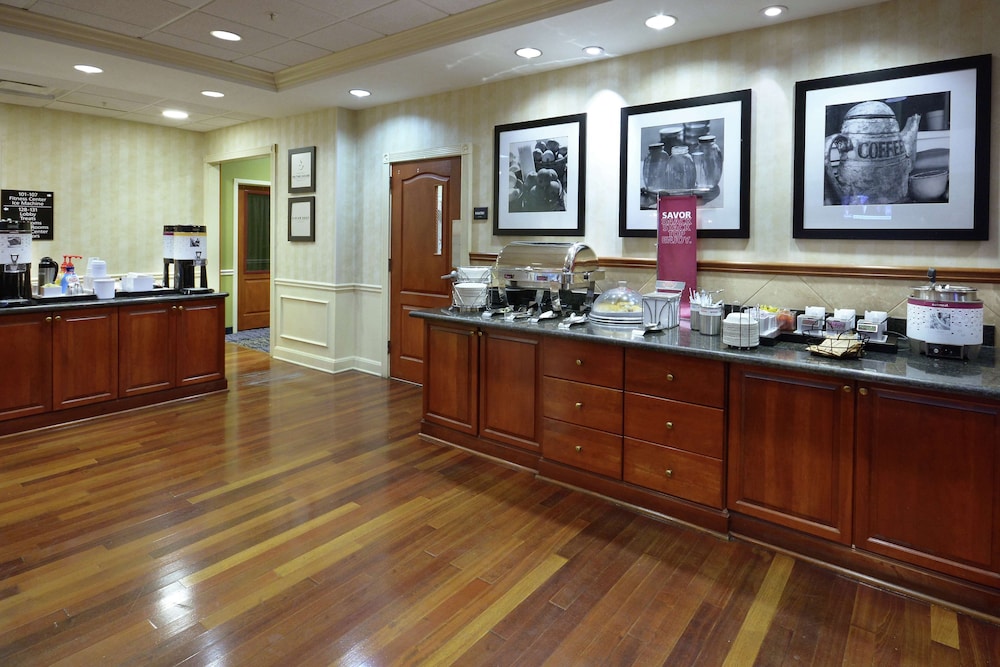 Hampton Inn & Suites Clinton I 26 - photo 33