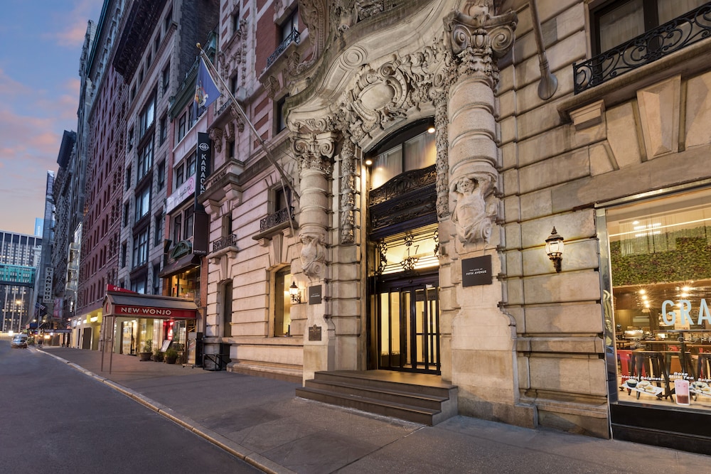 The Hotel @ Fifth Avenue - photo 48