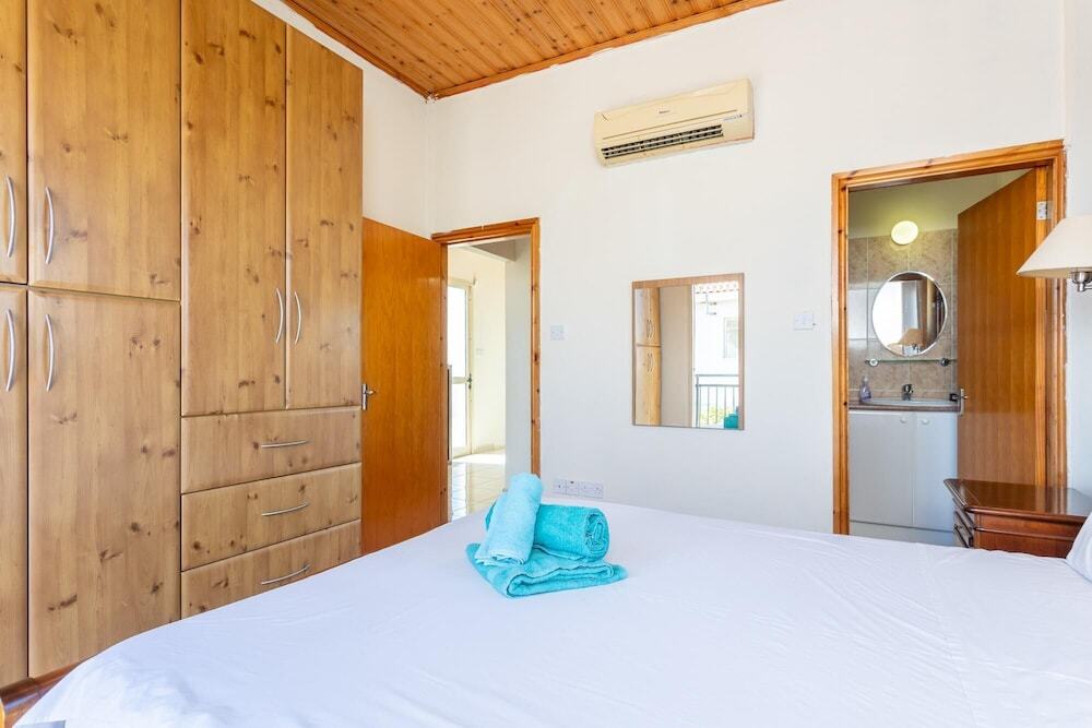 Villa Homer In Peyia