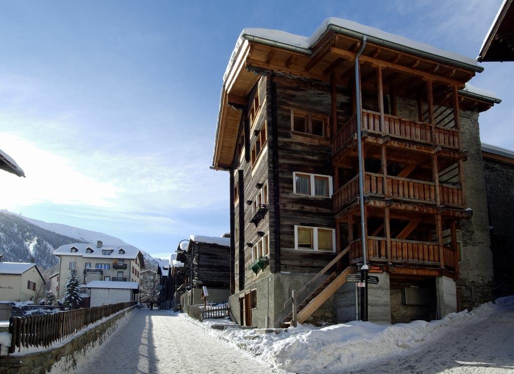 Haus Genepy — 4-Star Luxury Hotel in Zermatt, Switzerland