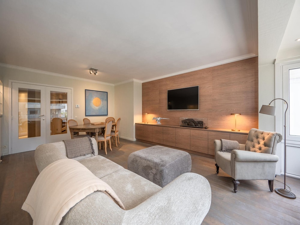 Apartment in Knokke near Albert Beach — 4-Star Luxury Hotel in Knokke-Heist, Belgium