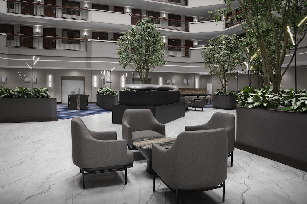 Embassy Suites by Hilton Dallas Near the Galleria - photo 4