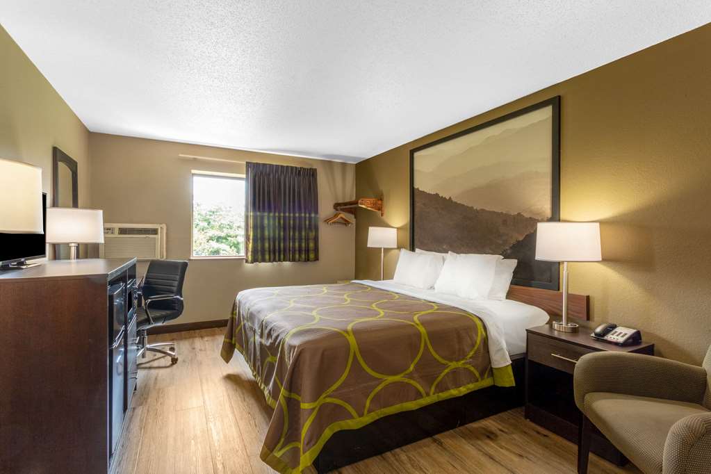 Super 8 by Wyndham Abingdon VA - photo 25