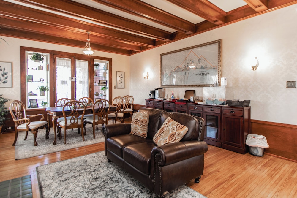 Historic GG Barnum Mansion by Heirloom Boutique Collection - photo 91