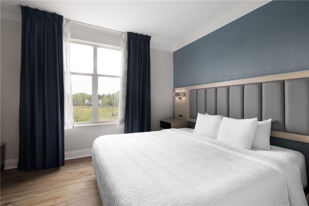 Wingate by Wyndham Savannah Gateway - photo 22