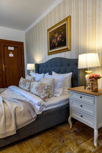 Vila SaraDa Boutique — 4-Star Luxury Hotel in Deva, Romania