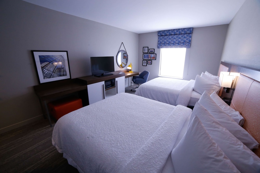 Hampton Inn & Suites Forest City - photo 18