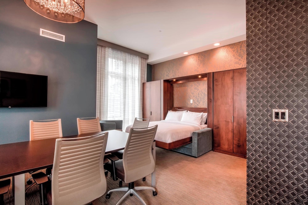 Residence Inn by Marriott Raleigh Downtown - photo 20