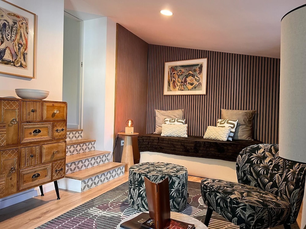 Hostal Del Vino La Costera — 4-Star Luxury Hotel in Altea, Spain