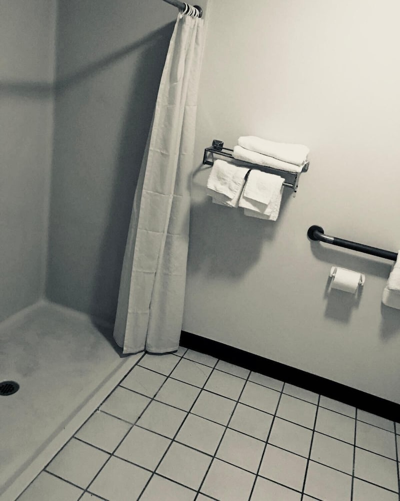 Rest Inn Motel - photo 20