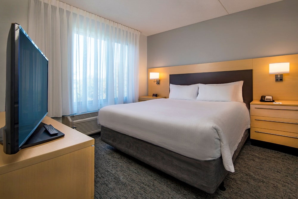 TownePlace Suites by Marriott Frederick - photo 11