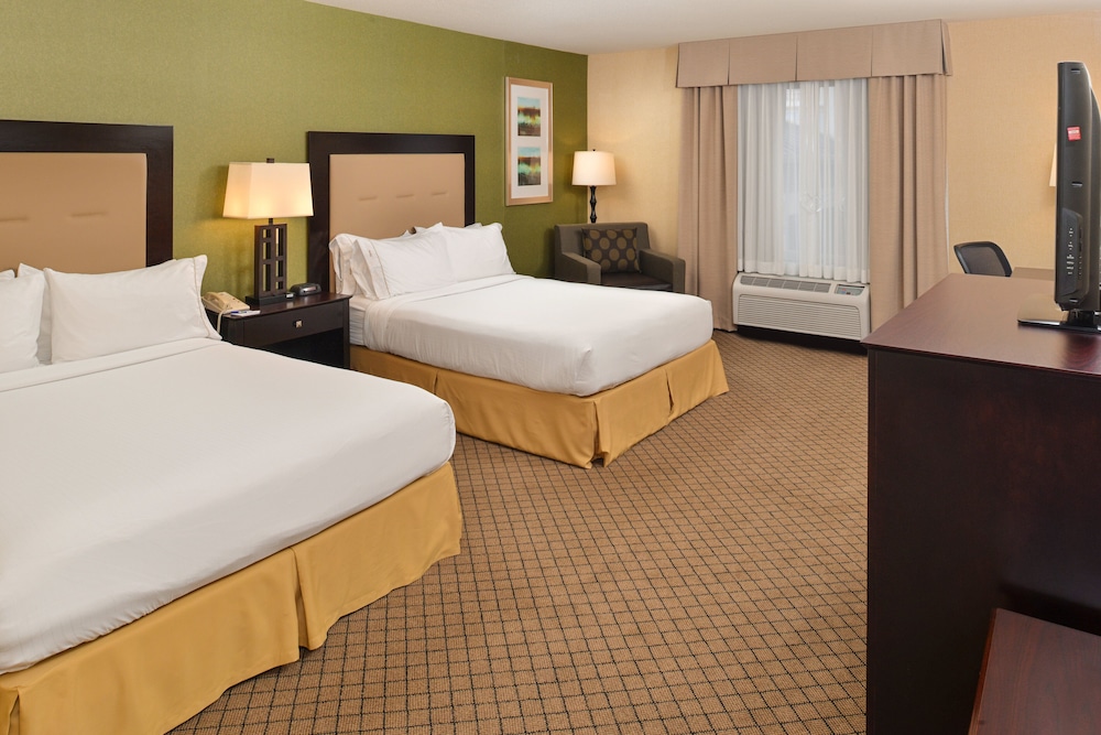 Holiday Inn Express Sacramento Airport Woodland by IHG - photo 37