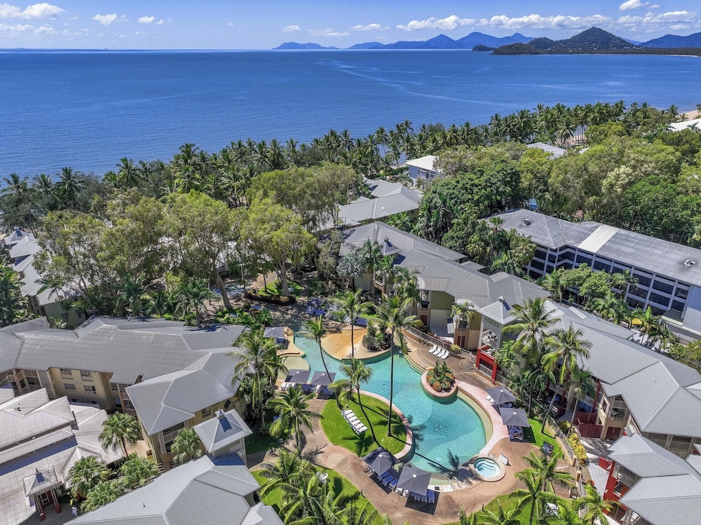 Mantra Amphora in Palm Cove, Australia