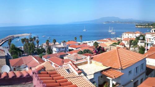 Mahis Apartment 1 — 4-Star Luxury Hotel in Koroni, Greece